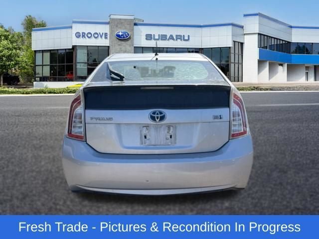 Used 2012 Toyota Prius Two FWD image 5