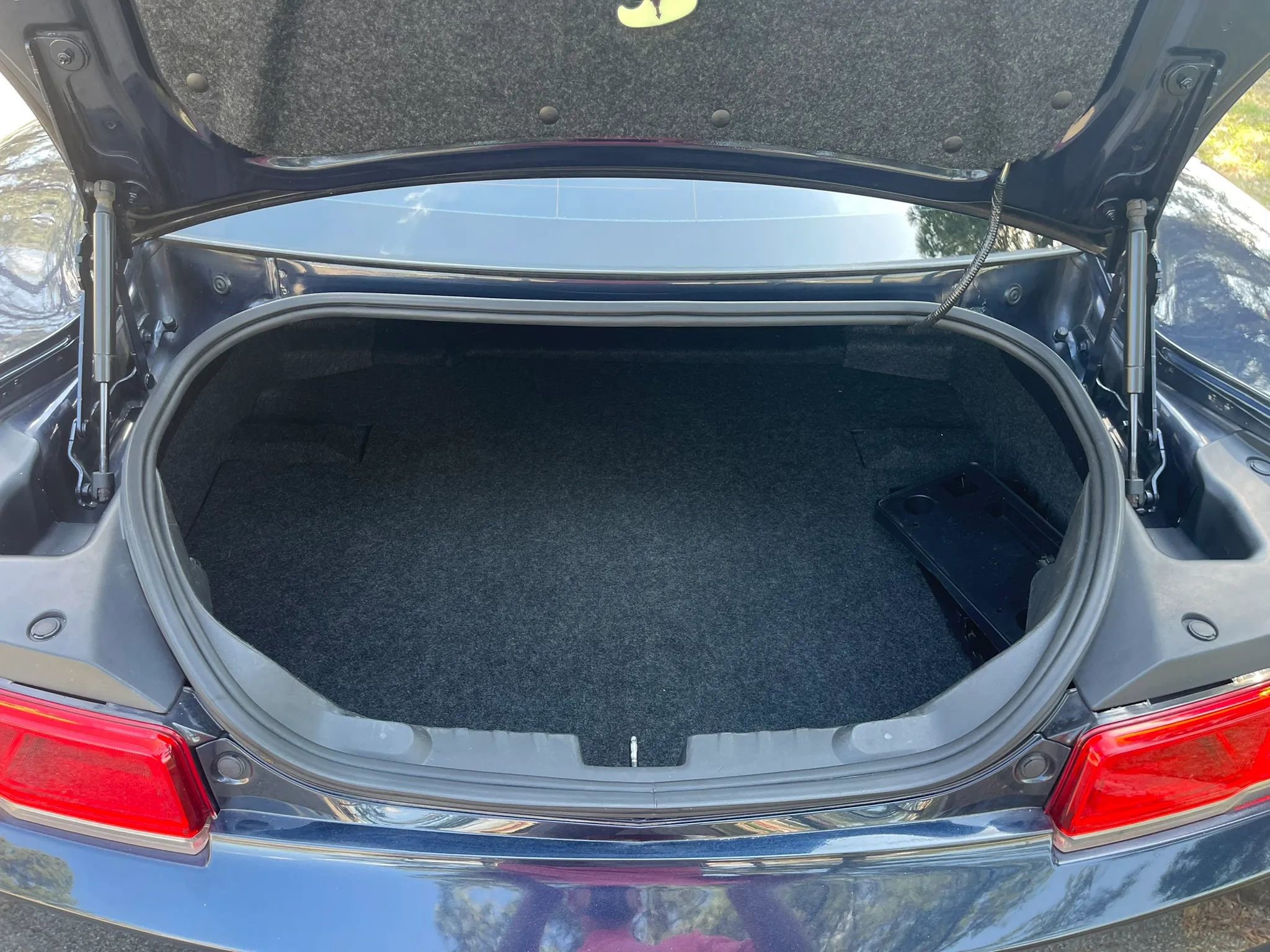 Used 2015 Chevrolet Camaro LT w/ Rear Vision Package image 15