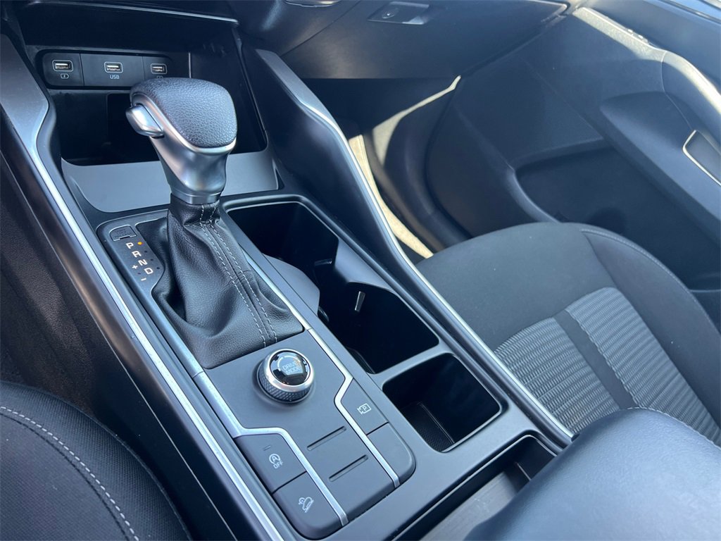 Used 2022 Kia Sorento LX image 31