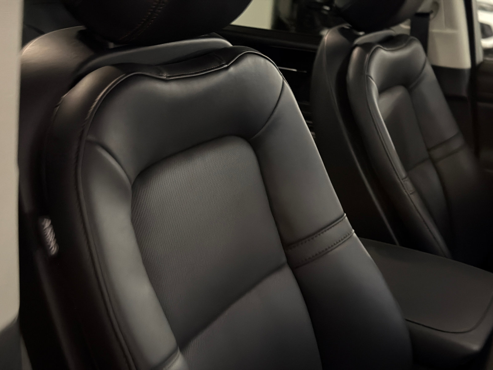 New 2027 Lincoln Aviator AWD image 11