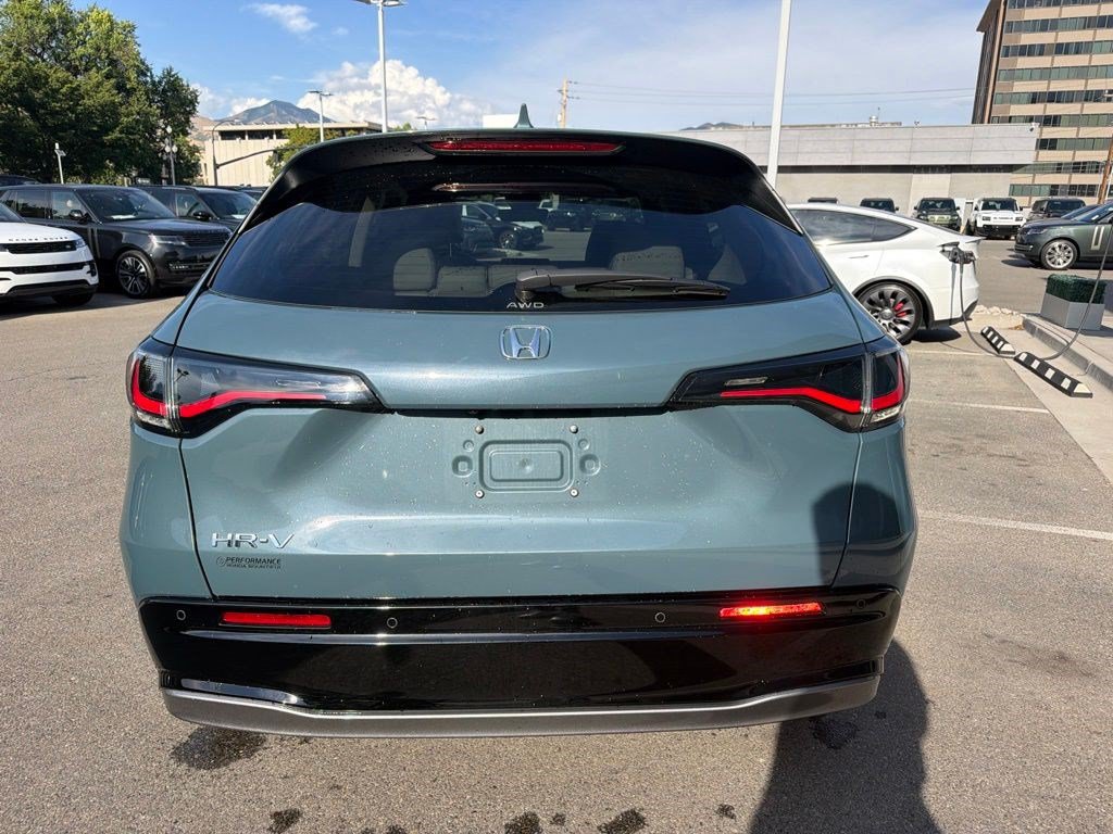 Used 2026 Honda HR-V EX-L image 7