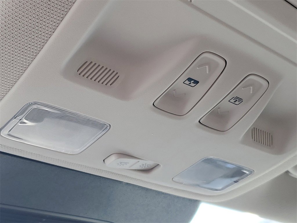 Used 2022 Ford Escape Titanium w/ Titanium Elite Package image 21