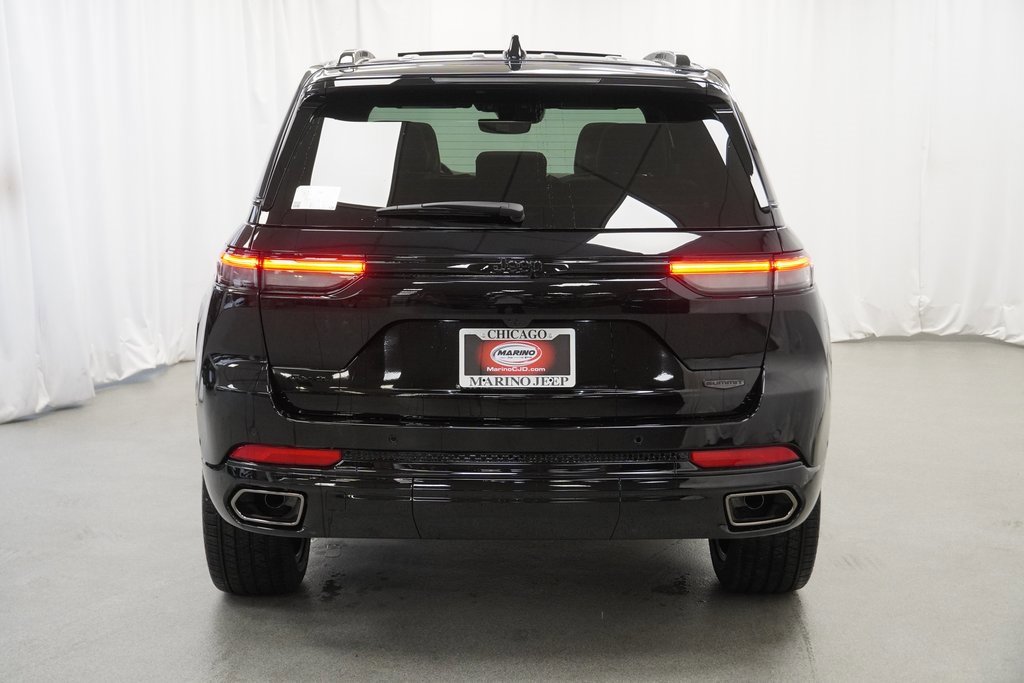 New 2025 Jeep Grand Cherokee Summit w/ Obsidian Package image 10