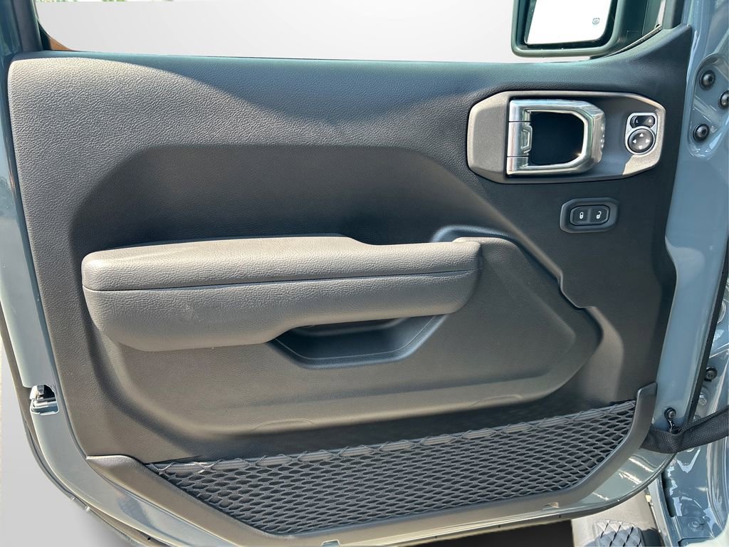 New 2025 Jeep Gladiator Sport AWD/4WD image 24