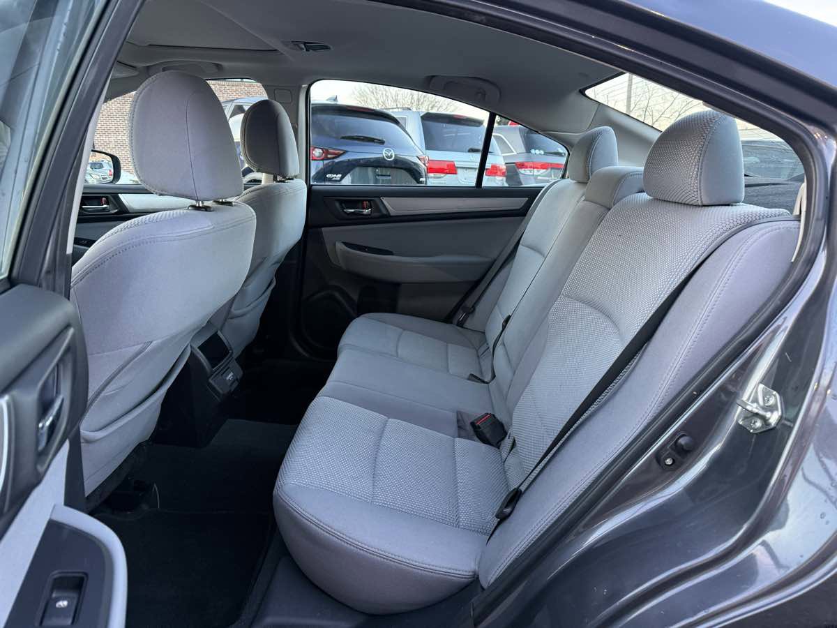 Used 2018 Subaru Legacy 2.5i Premium image 12