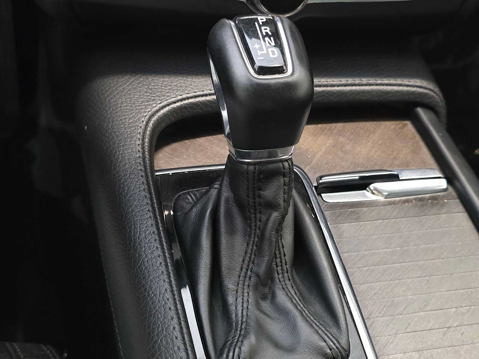 Used 2020 Volvo V90 T6 Cross Country AWD/4WD image 17