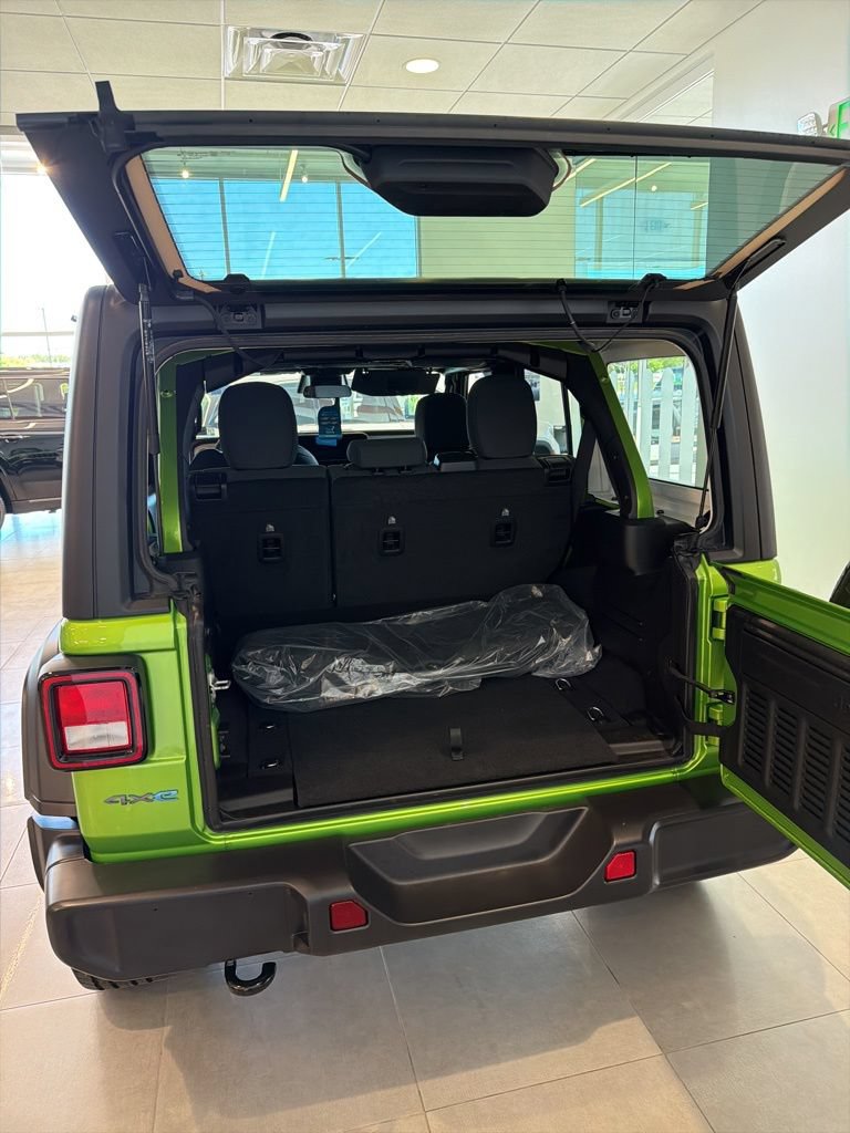 New 2025 Jeep Wrangler Unlimited Sport S 4xe w/ Convenience Group AWD/4WD image 6