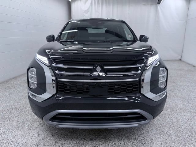 New 2026 Mitsubishi Outlander SE FWD image 6