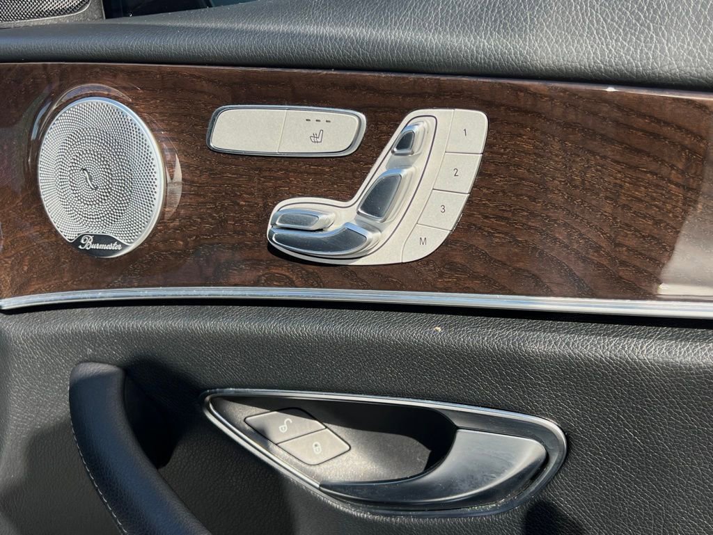 Used 2019 Mercedes-Benz E 300 image 37