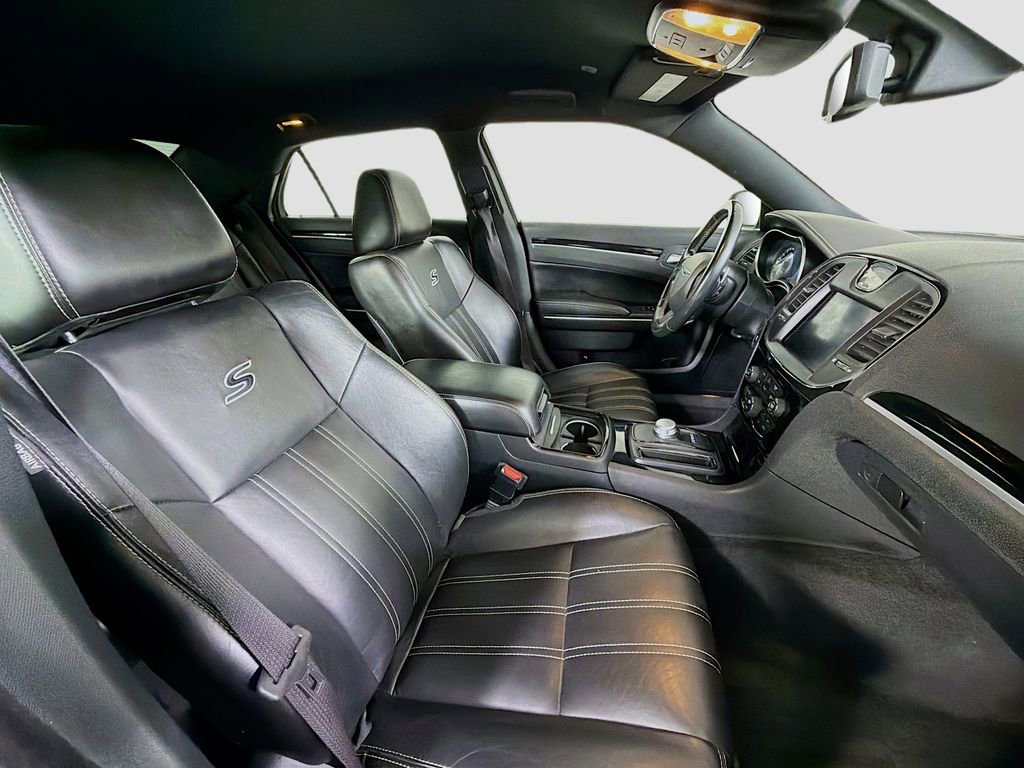 Used 2021 Chrysler 300 S RWD image 29