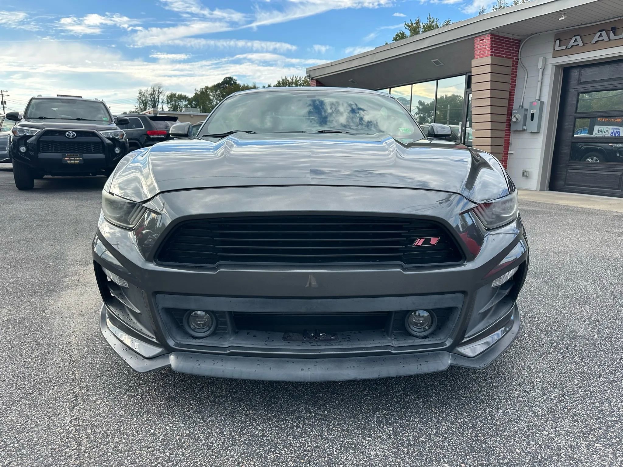 Used 2016 Ford Mustang Coupe image 8