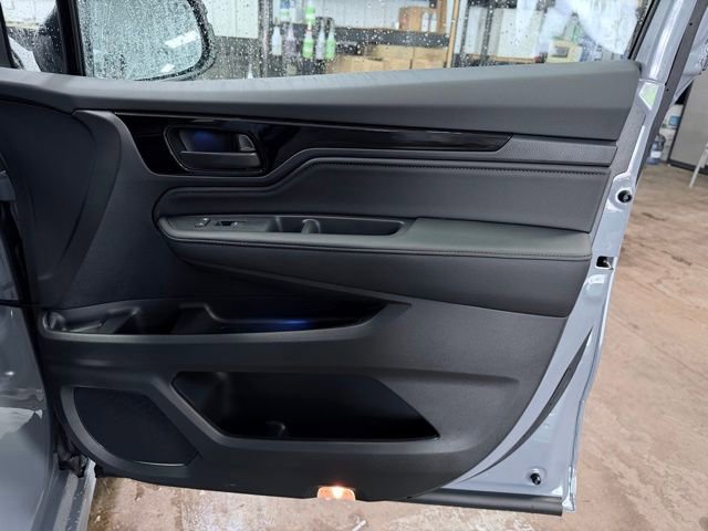 New 2026 Honda Odyssey Touring image 17