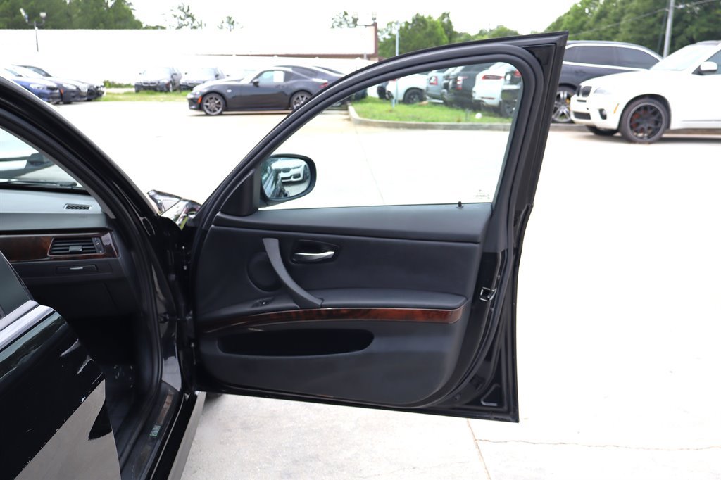 Used 2011 BMW 328i Sedan RWD image 28
