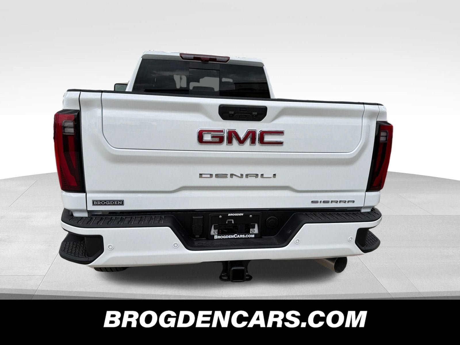 New 2026 GMC Sierra 2500 Denali w/ Denali Reserve Package AWD/4WD image 7