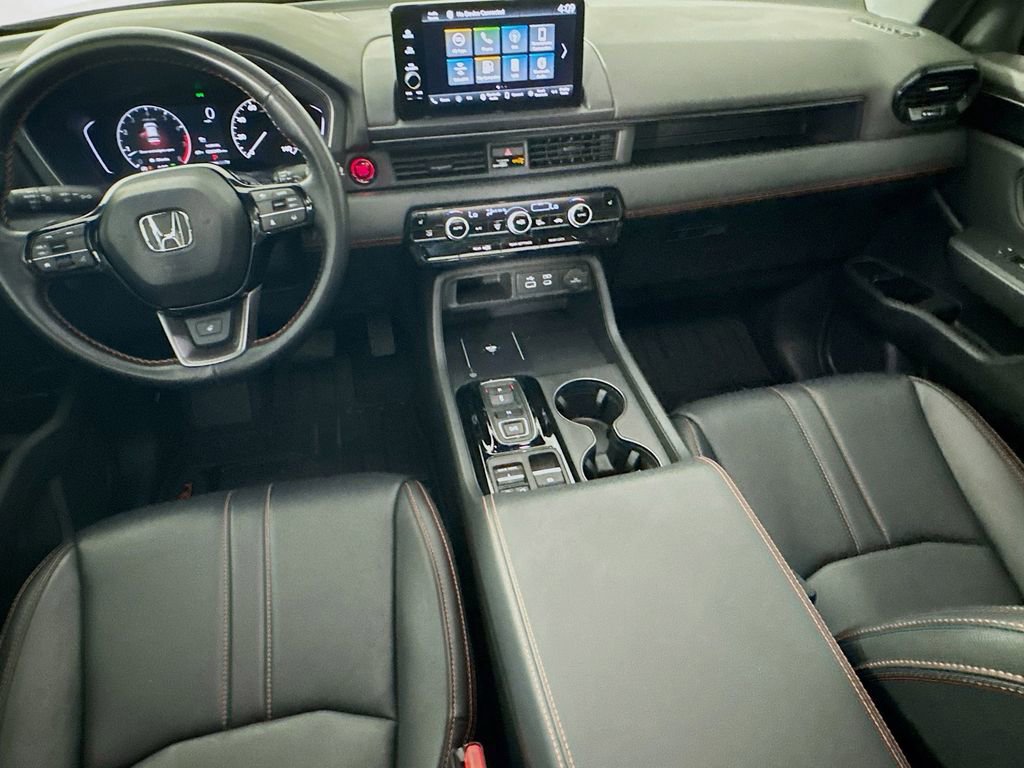 Certified 2024 Honda Pilot TrailSport image 29