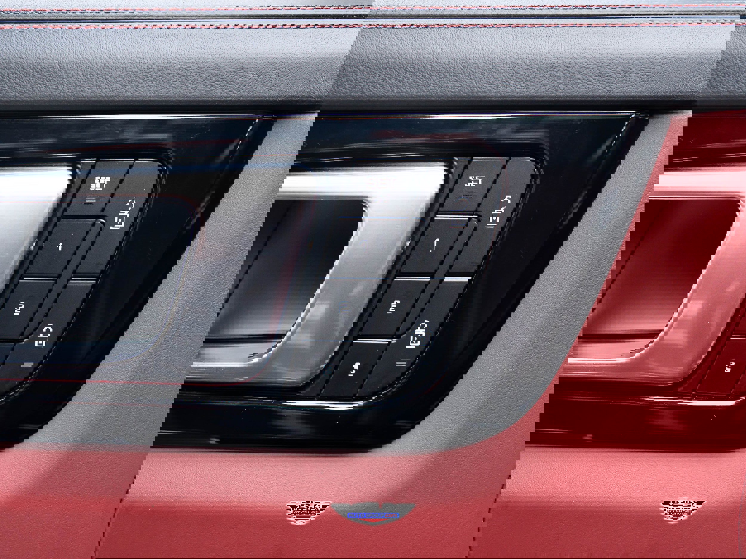 Used 2022 Porsche Cayenne Platinum Edition image 44