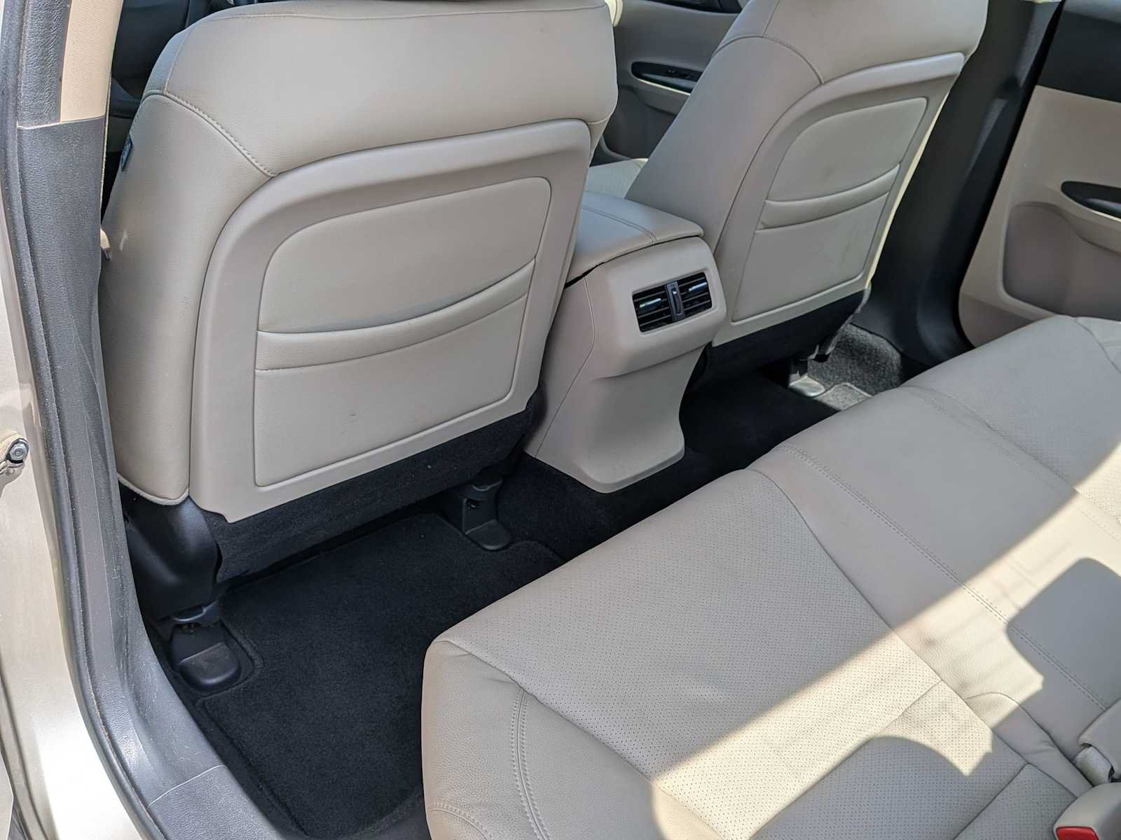 Used 2014 Honda Accord EX-L image 18