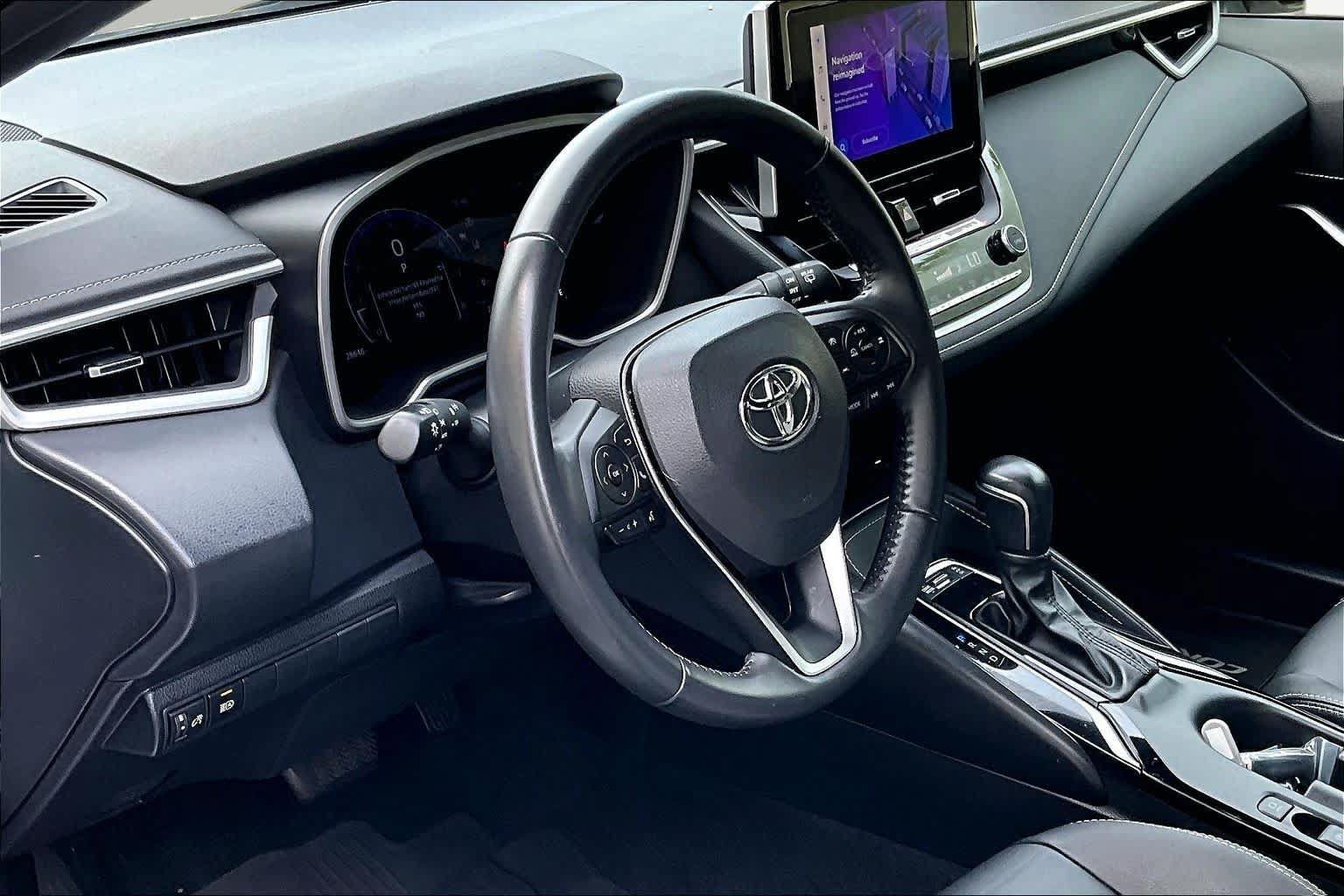 Used 2023 Toyota Corolla XSE FWD image 18
