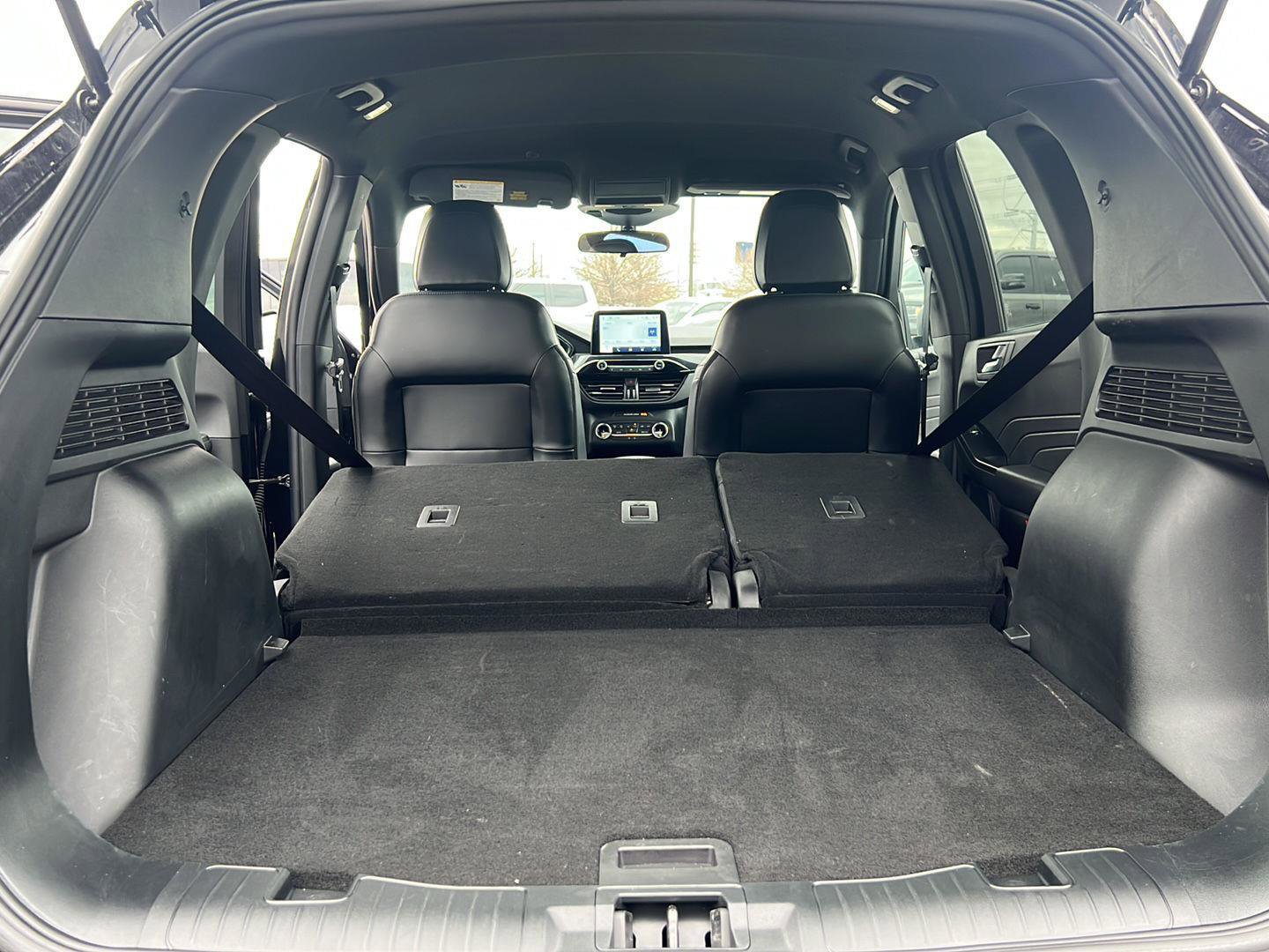 Used 2025 Ford Escape ST-Line image 34