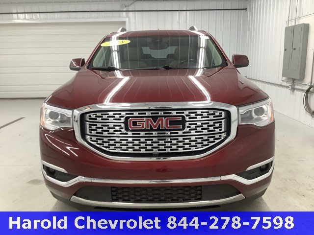 Used 2018 GMC Acadia Denali image 2
