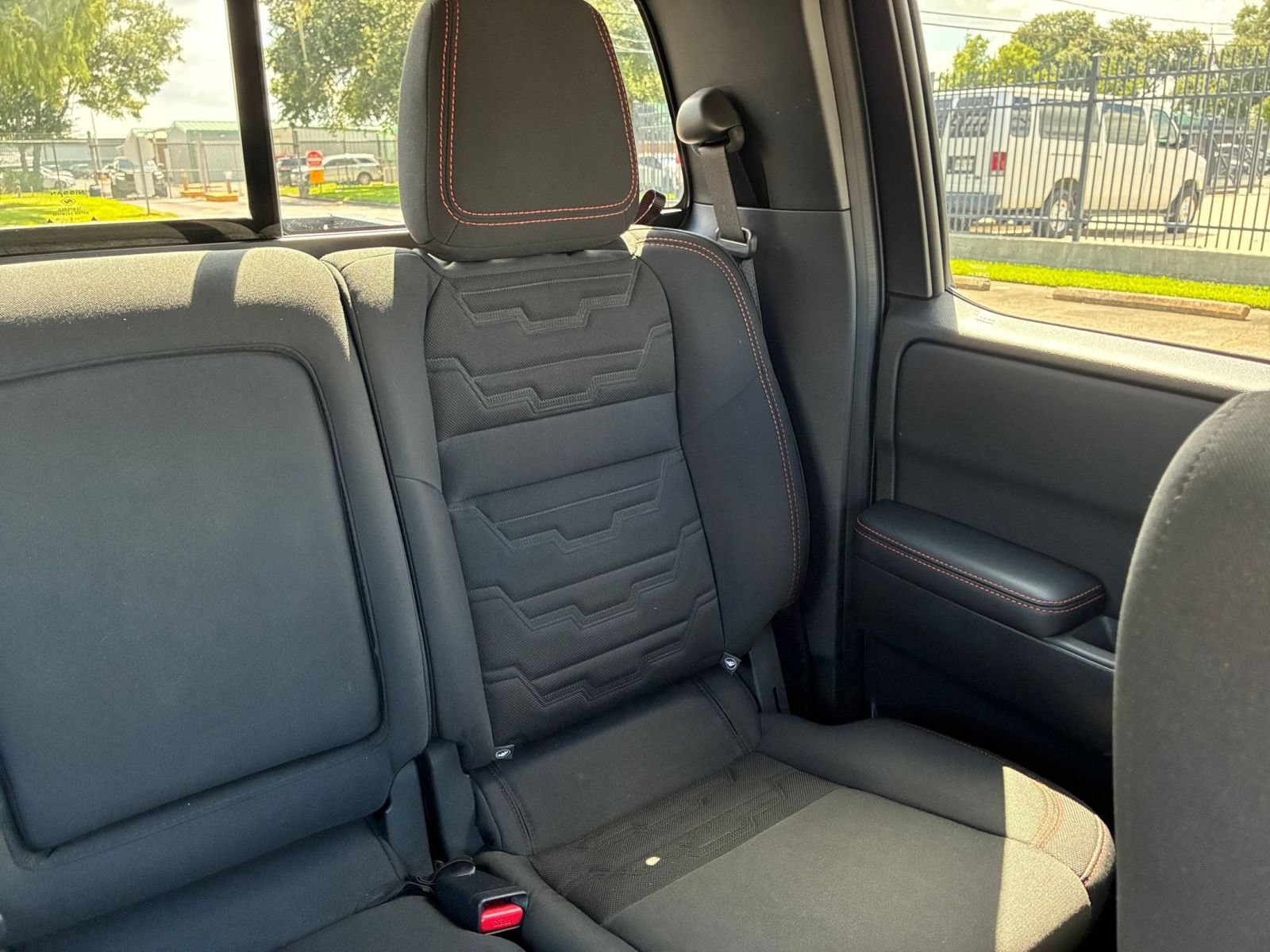 Used 2026 Nissan Frontier PRO-4X AWD/4WD image 36