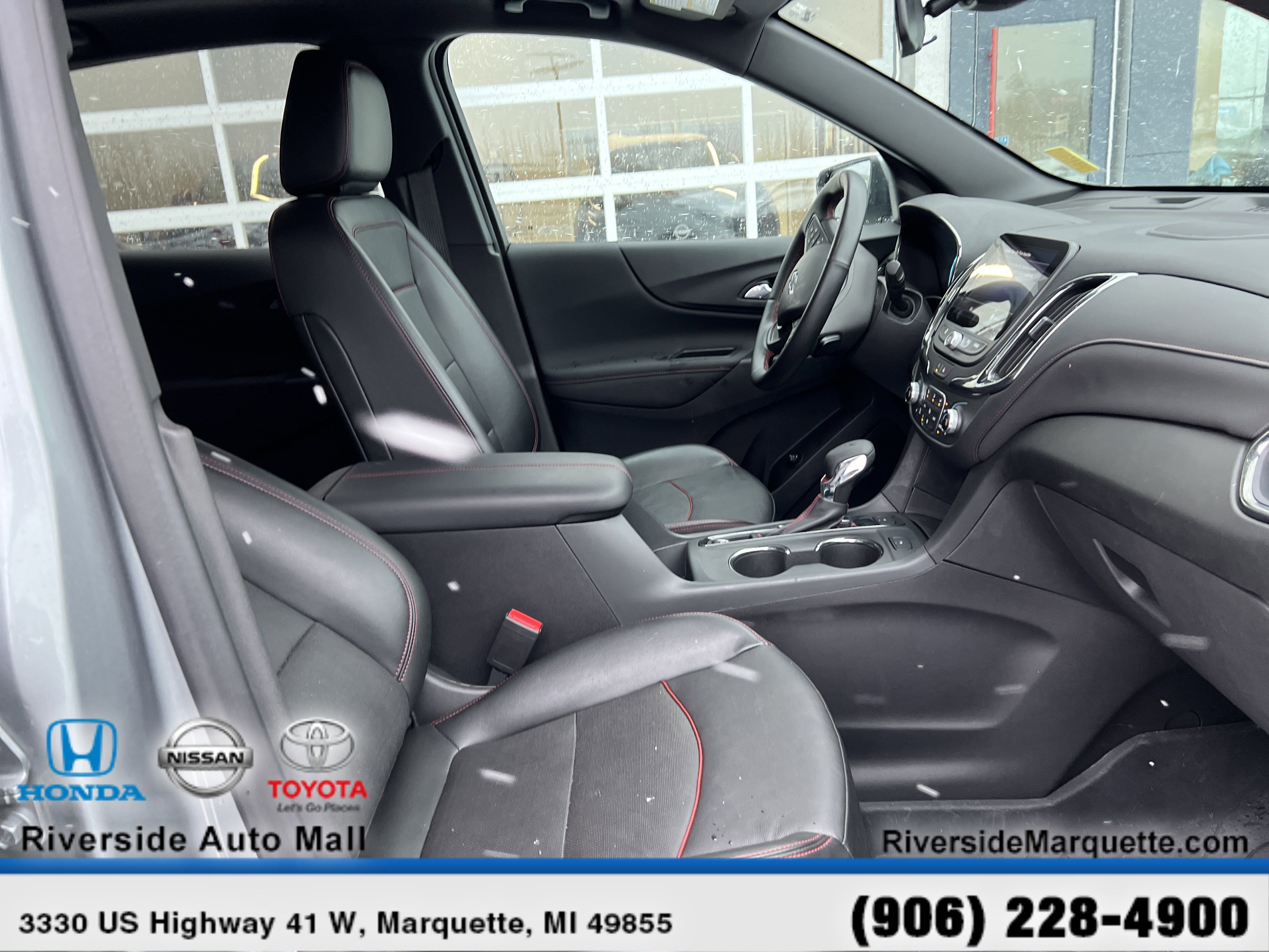 Used 2024 Chevrolet Equinox RS w/ RS Leather Package image 27