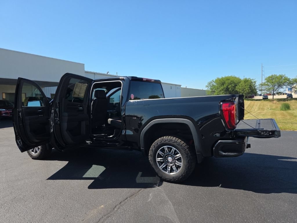Used 2026 GMC Sierra 1500 AT4 AWD/4WD image 13