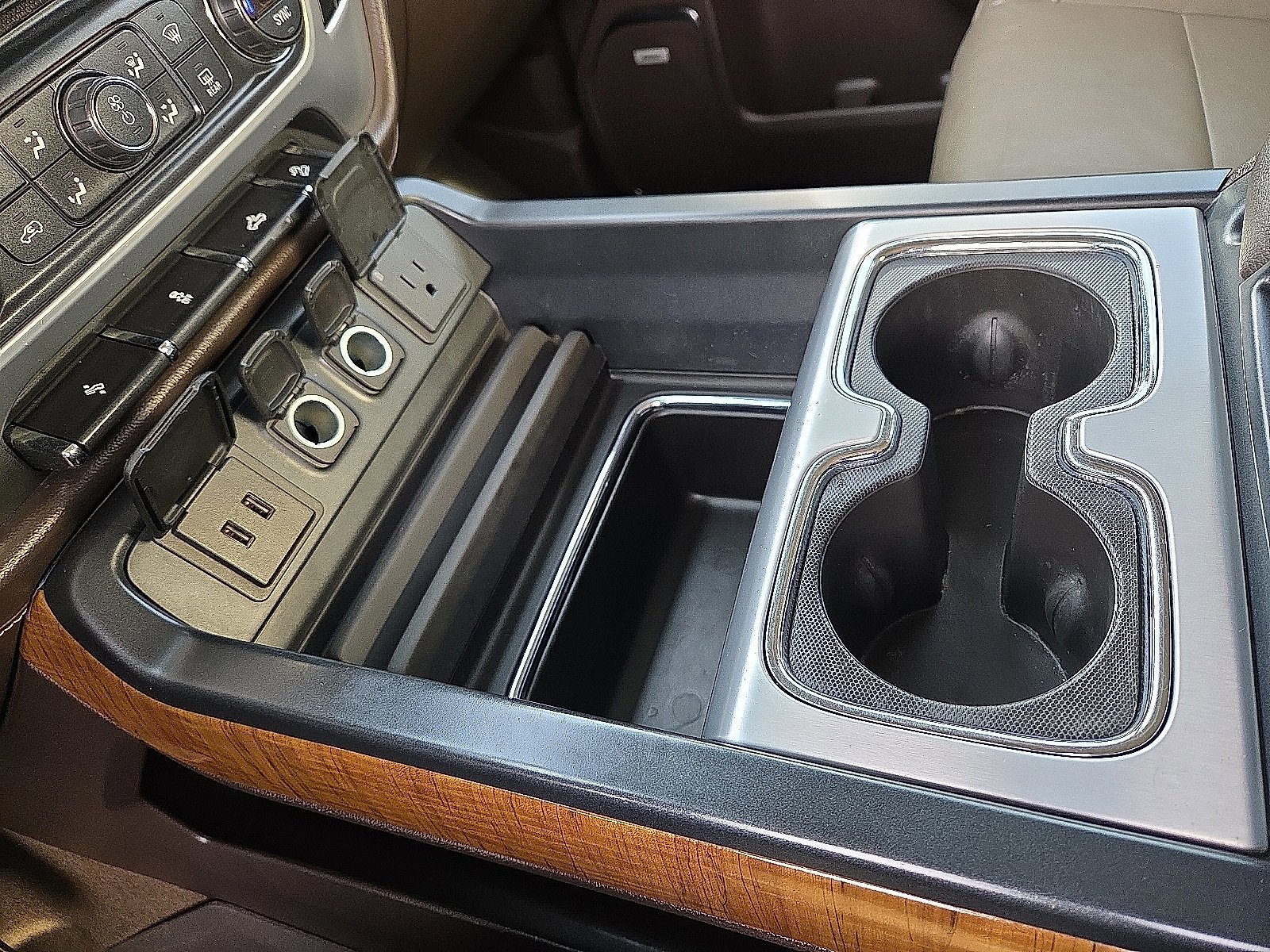 Used 2017 GMC Sierra 1500 SLT w/ SLT Premium Package image 25