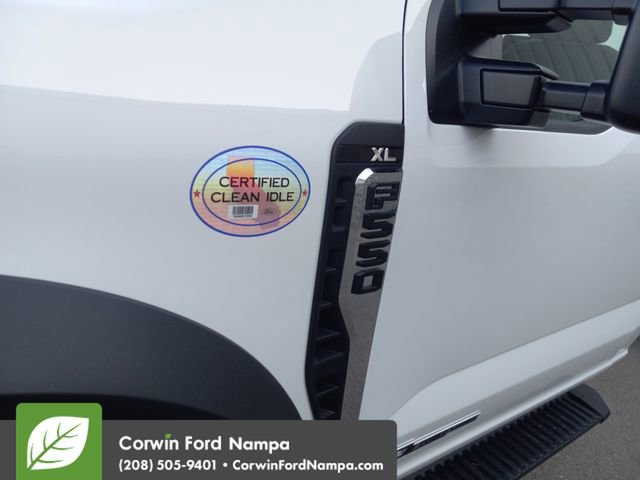 New 2025 Ford F550 4x4 Regular Cab Super Duty image 9