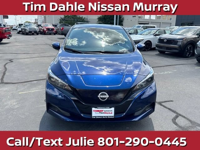 Used 2025 Nissan Leaf S FWD image 3