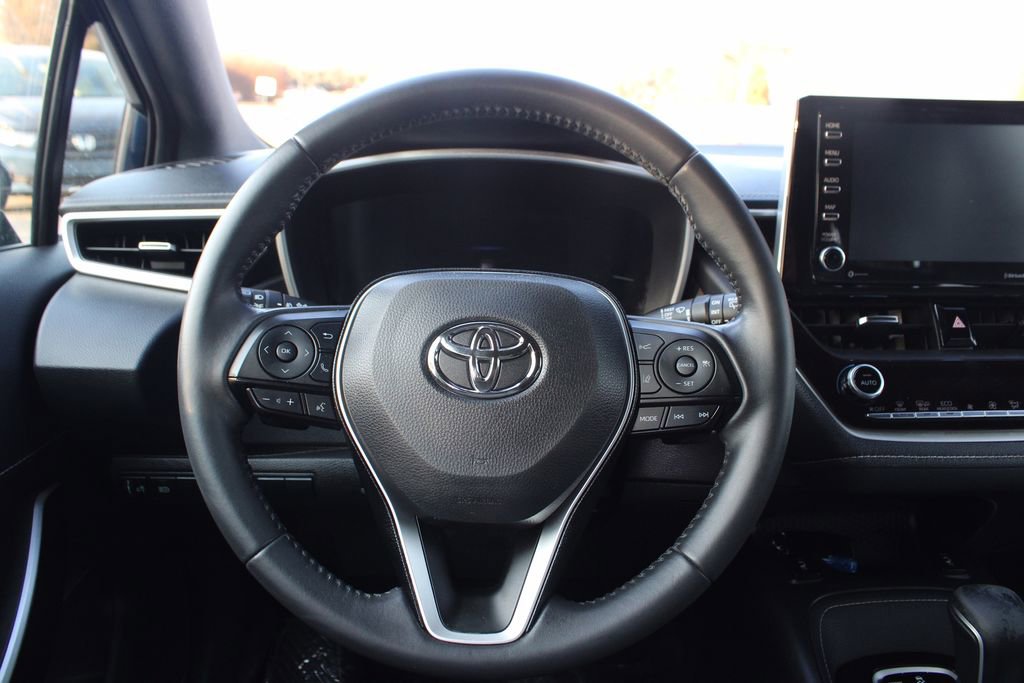 Used 2019 Toyota Corolla XSE image 16