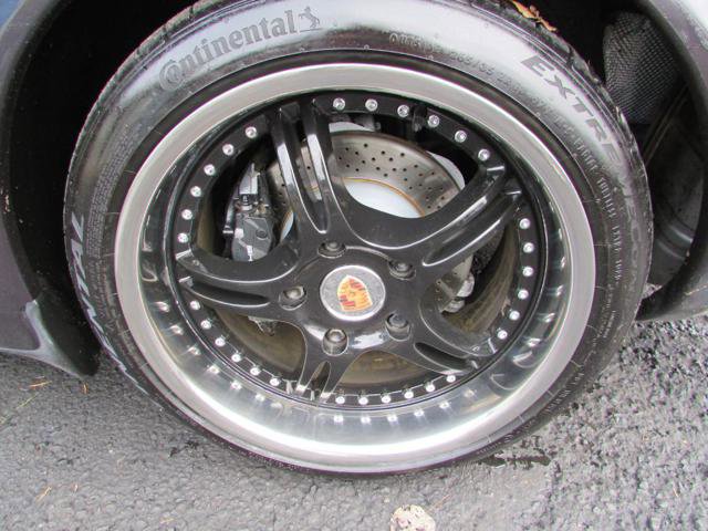 Used 2000 Porsche 911 Carrera image 22