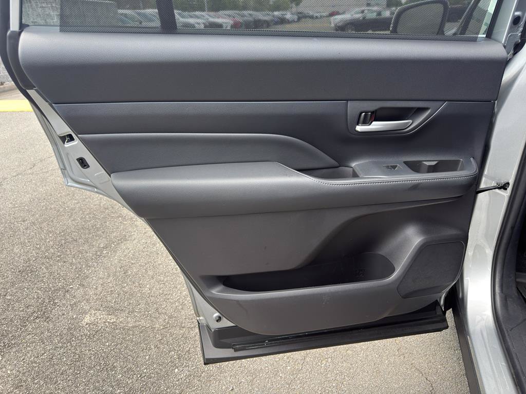 Used 2024 Toyota Grand Highlander AWD image 24