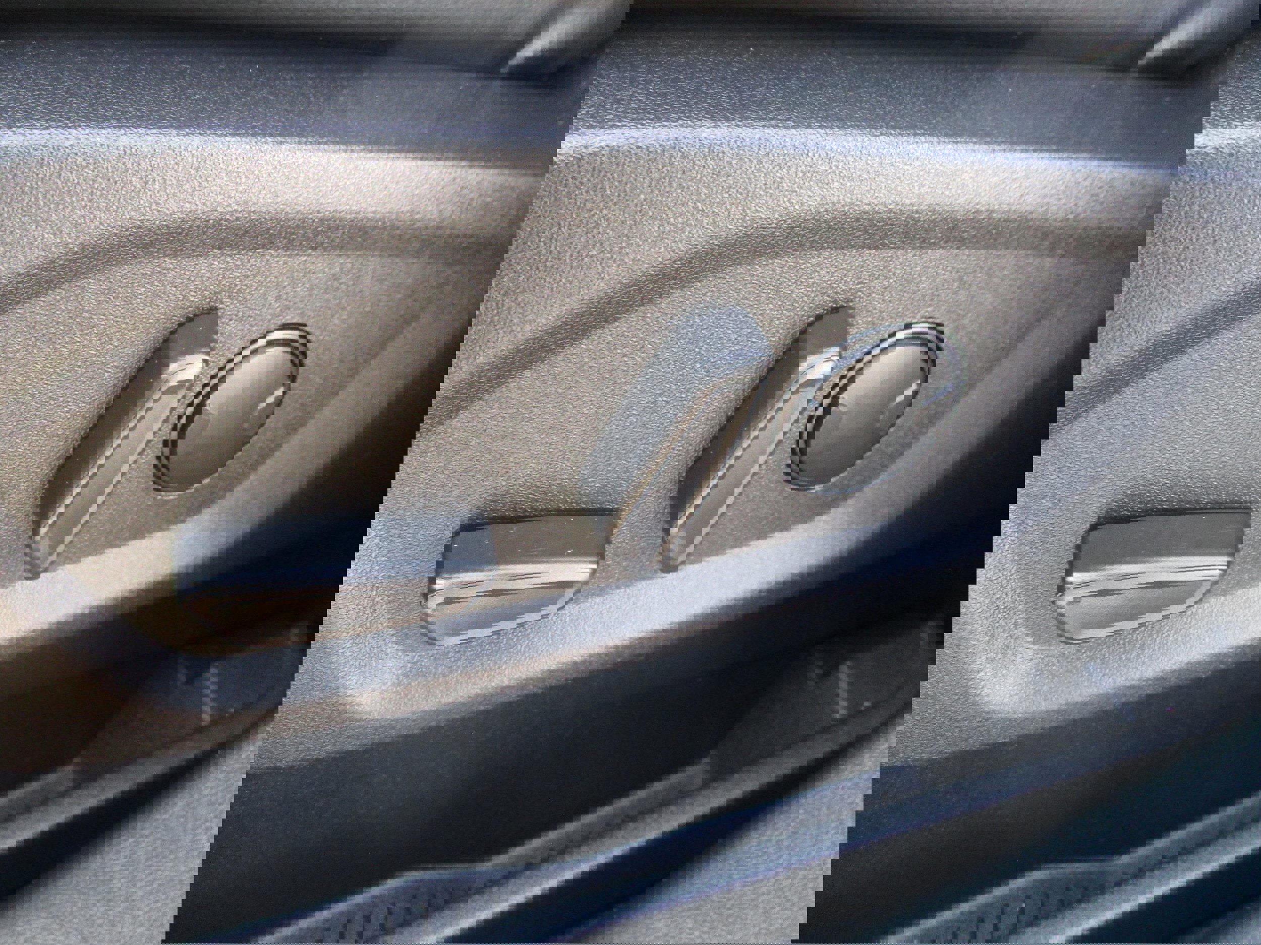 Used 2024 Ford Edge SEL w/ Convenience Package image 34