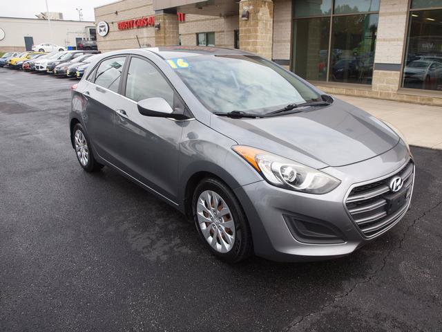 Used 2016 Hyundai Elantra GT FWD image 1