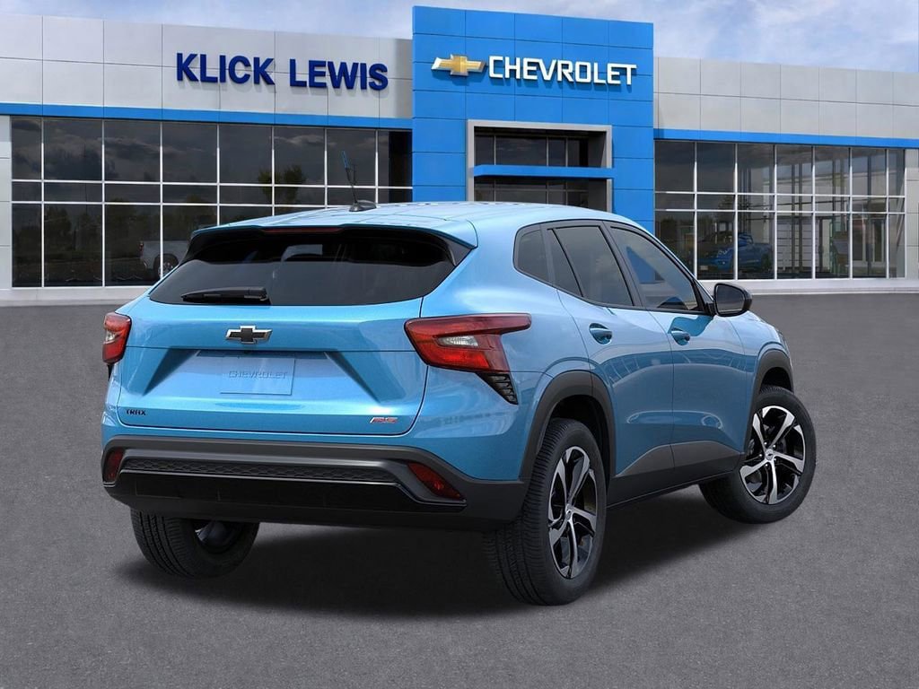 New 2026 Chevrolet Trax RS w/ Sunroof Package FWD image 4