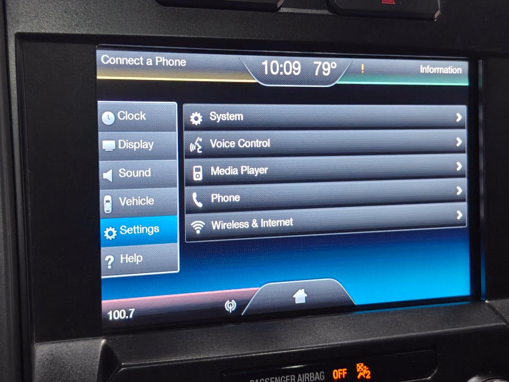 Used 2015 Ford F150 XLT w/ Equipment Group 302A Luxury AWD/4WD image 39
