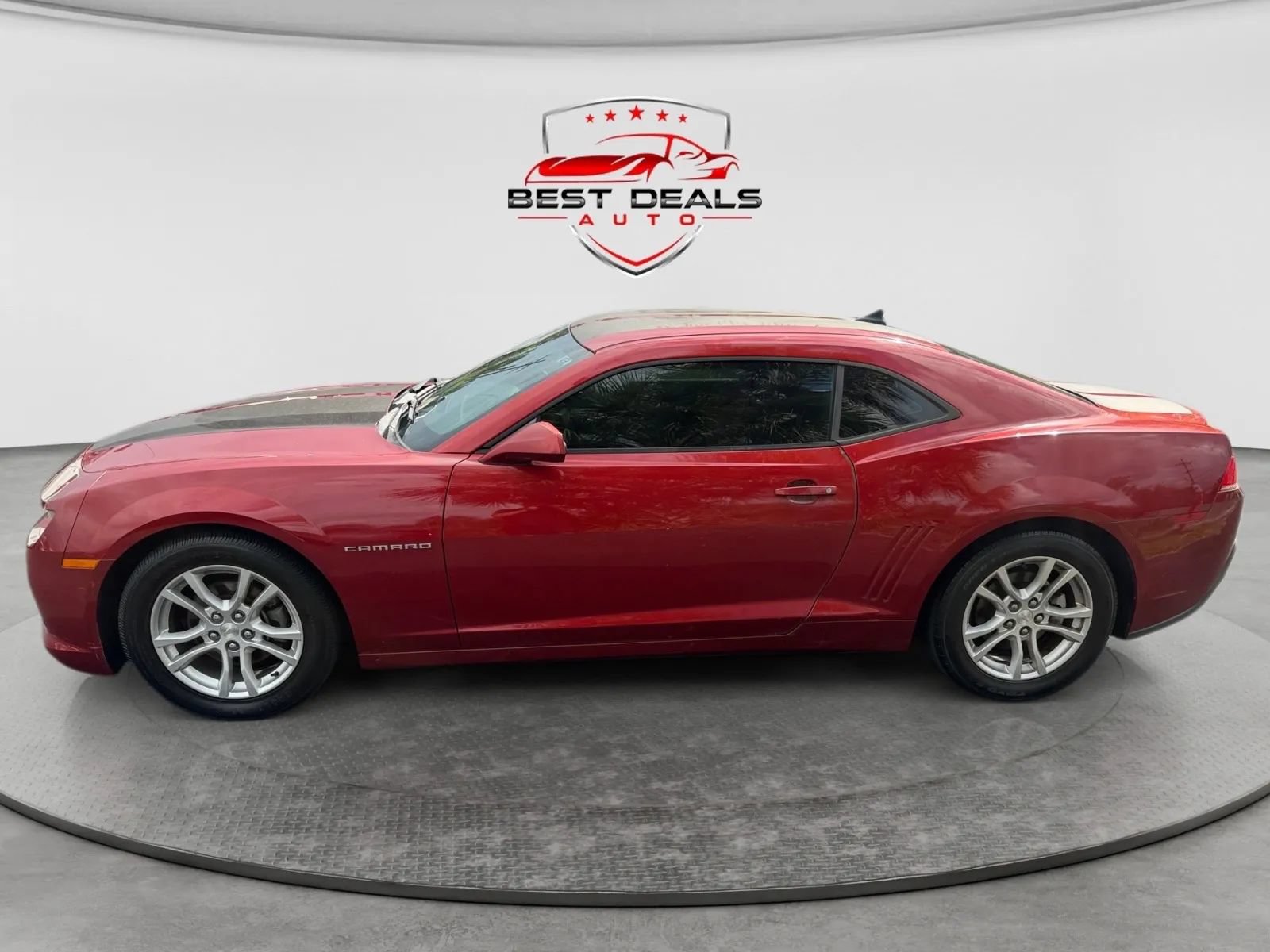 Used 2015 Chevrolet Camaro LS RWD image 2
