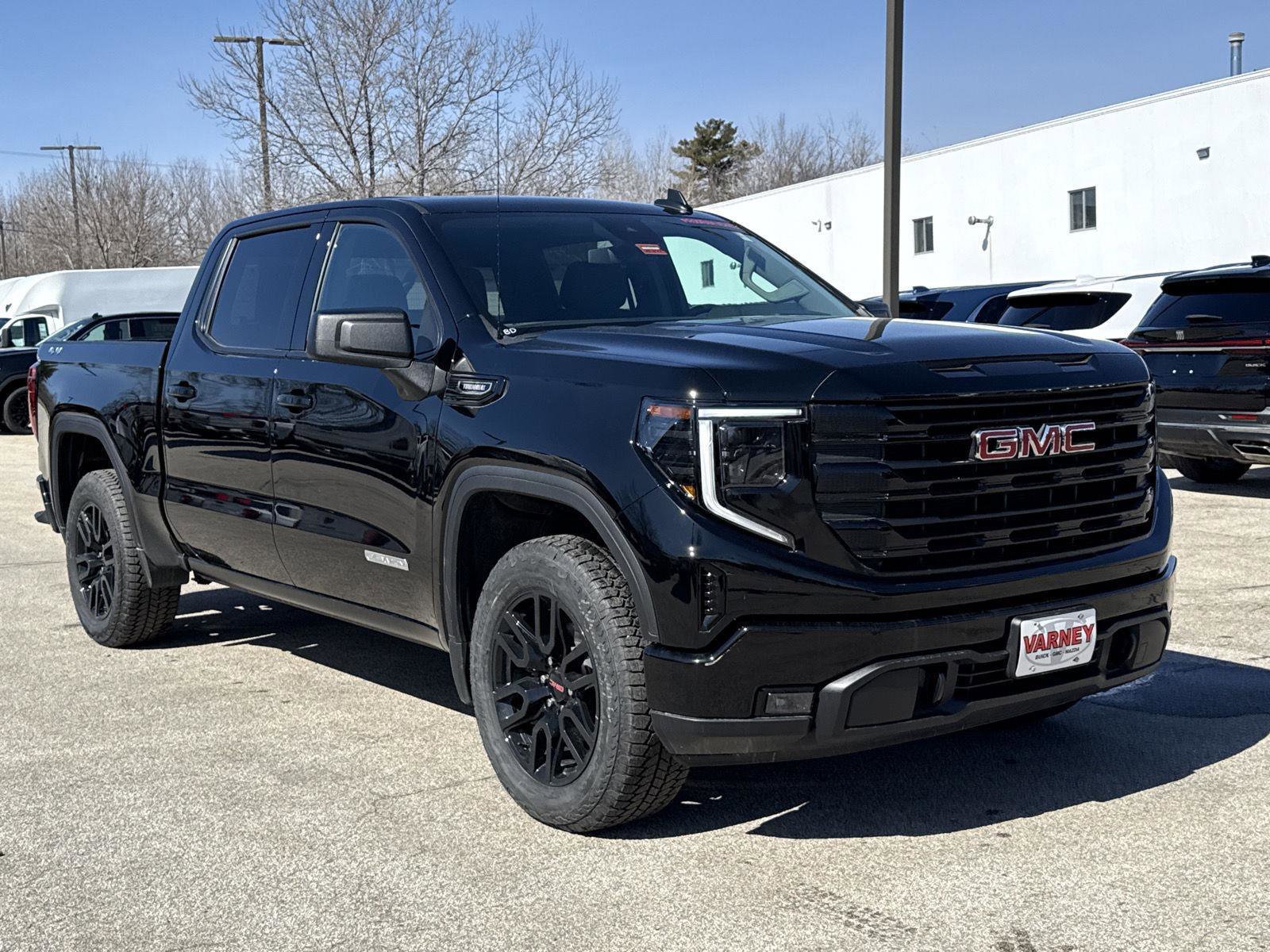 New 2026 GMC Sierra 1500 Elevation image 5