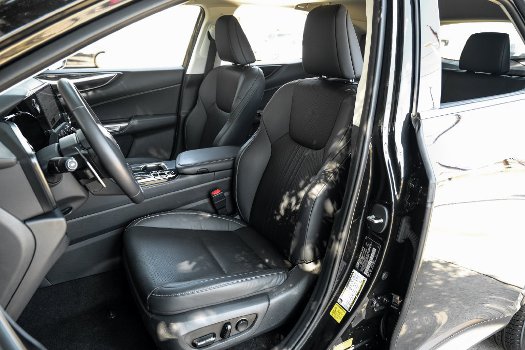 Used 2024 Lexus NX 350 AWD w/ Cold Area Package image 8