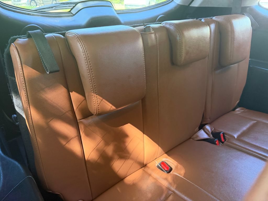 Used 2018 Toyota Highlander Limited FWD image 8