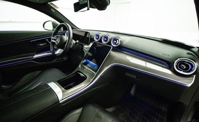 Used 2025 Mercedes-Benz CLE 300 4MATIC Coupe image 15