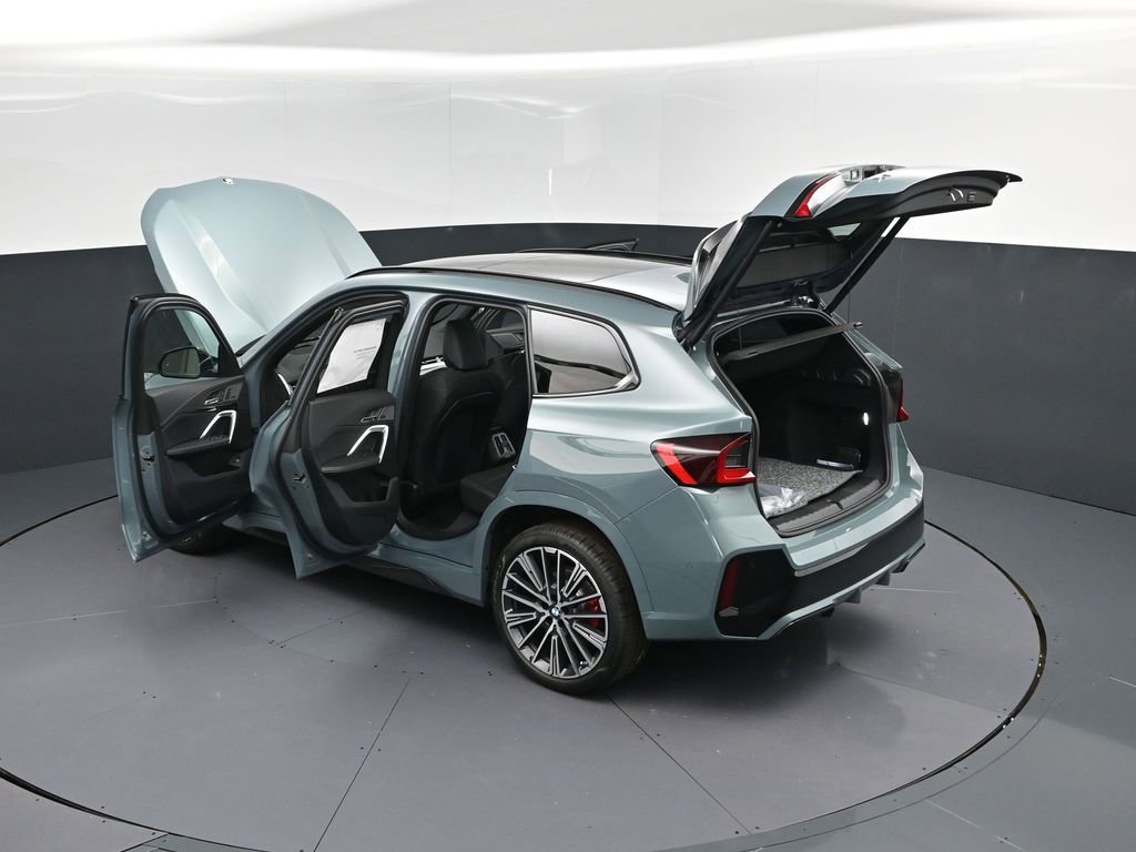 New 2026 BMW X1 xDrive28i w/ Technology Package image 2