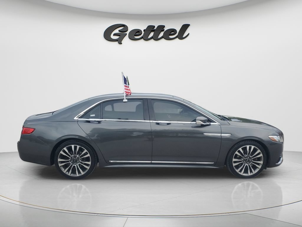 Used 2017 Lincoln Continental Reserve w/ Climate Package FWD image 4