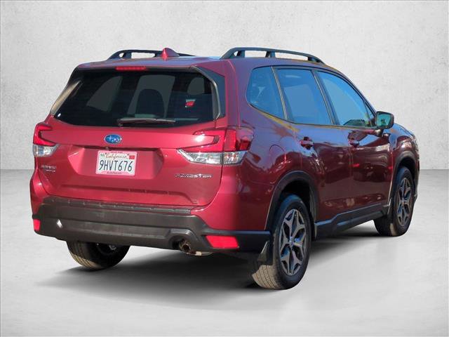 Used 2023 Subaru Forester Premium image 5