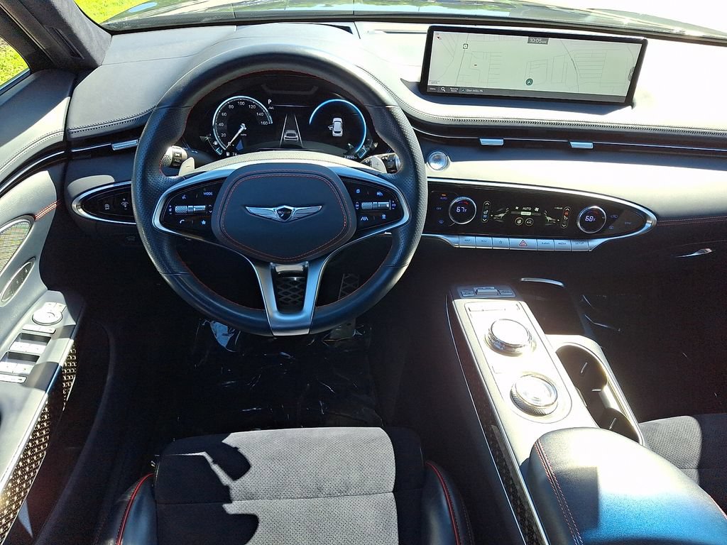 Used 2022 Genesis GV70 3.5T Sport w/ Sport Prestige Package AWD/4WD image 11