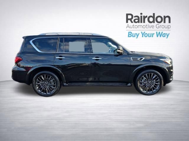 Used 2024 INFINITI QX80 Sensory image 10