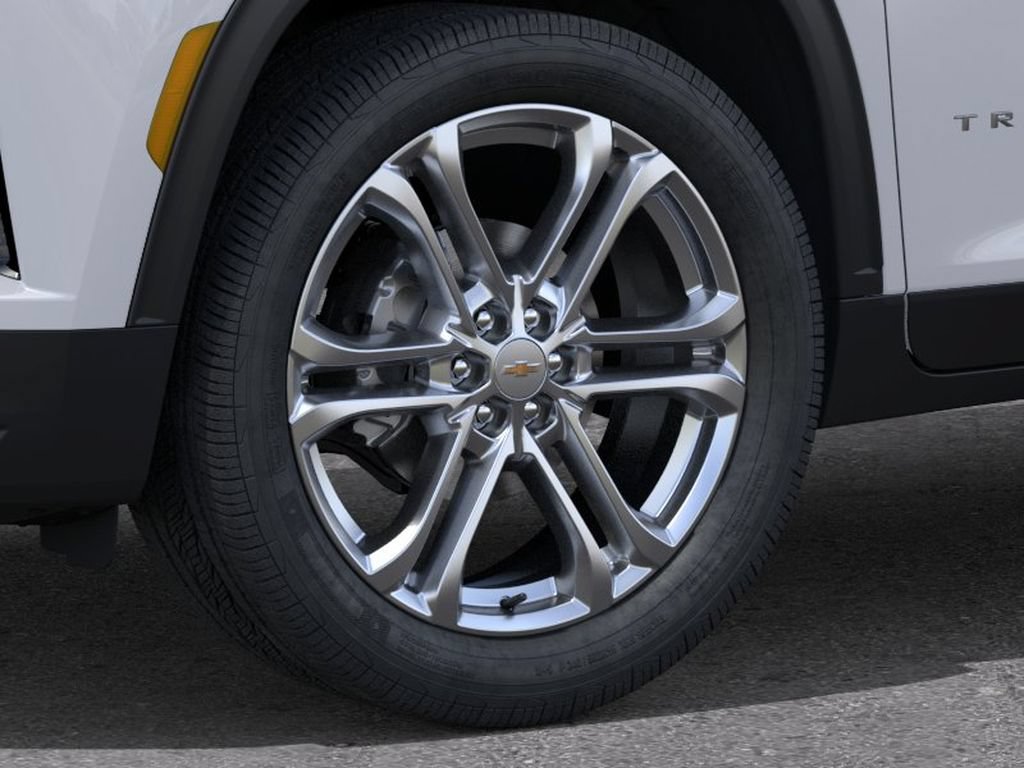 New 2027 Chevrolet Traverse LT w/ Driver Confidence Package AWD/4WD image 9