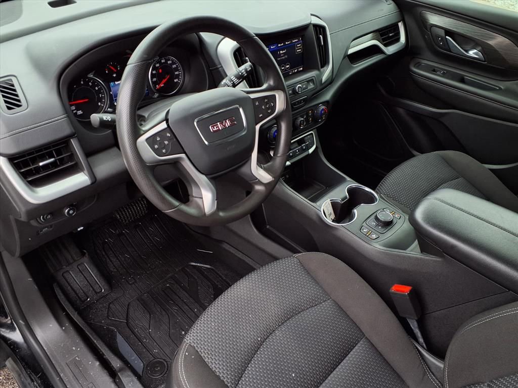 Certified 2022 GMC Terrain SLE w/ Driver Convenience Package image 4