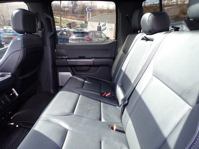 Certified 2022 Ford F150 Lariat w/ Equipment Group 502A High image 19